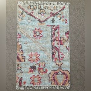Anthropologie hand tied 2X3 wool rug